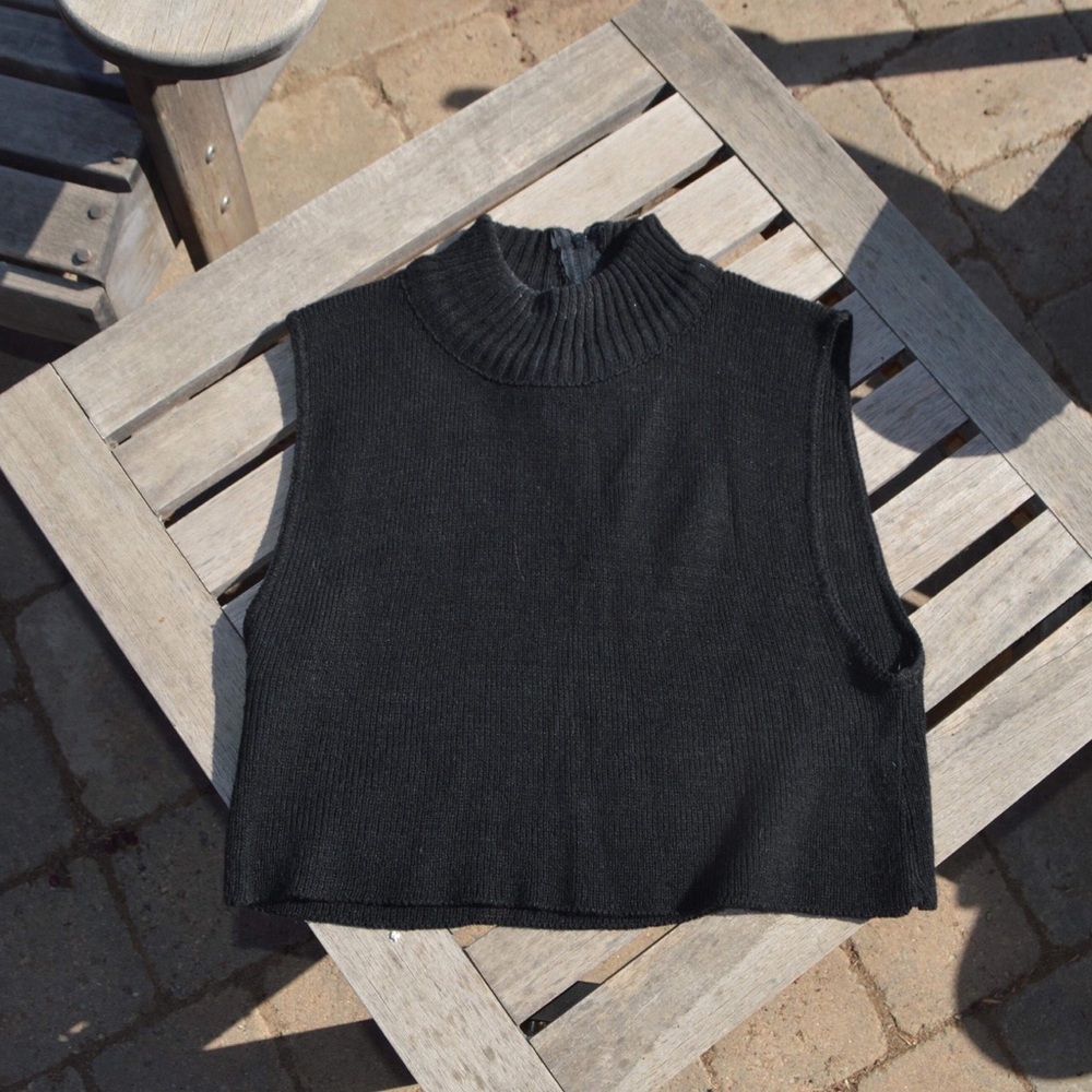 Vintage mock turtleneck crop top